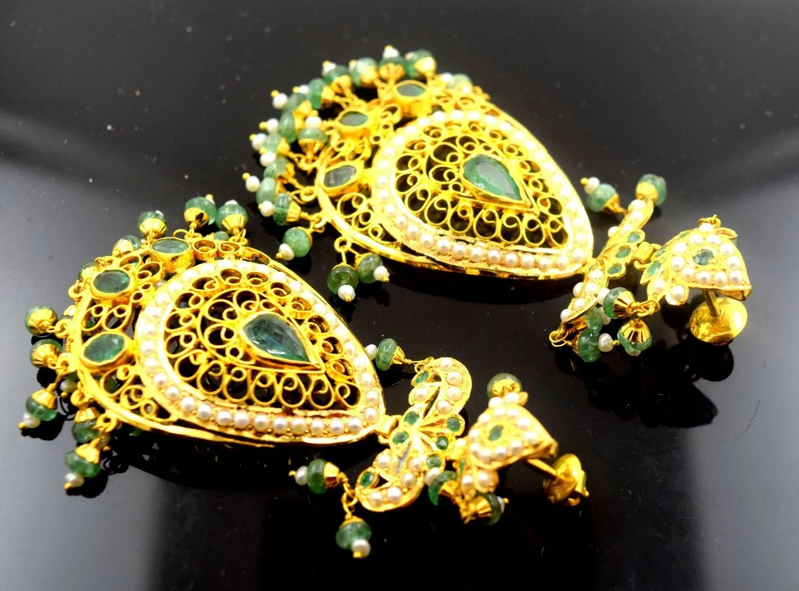 22k Solid yellow Gold Emerald LONG EARRINGS chandeliers Dangle DANGLING E612