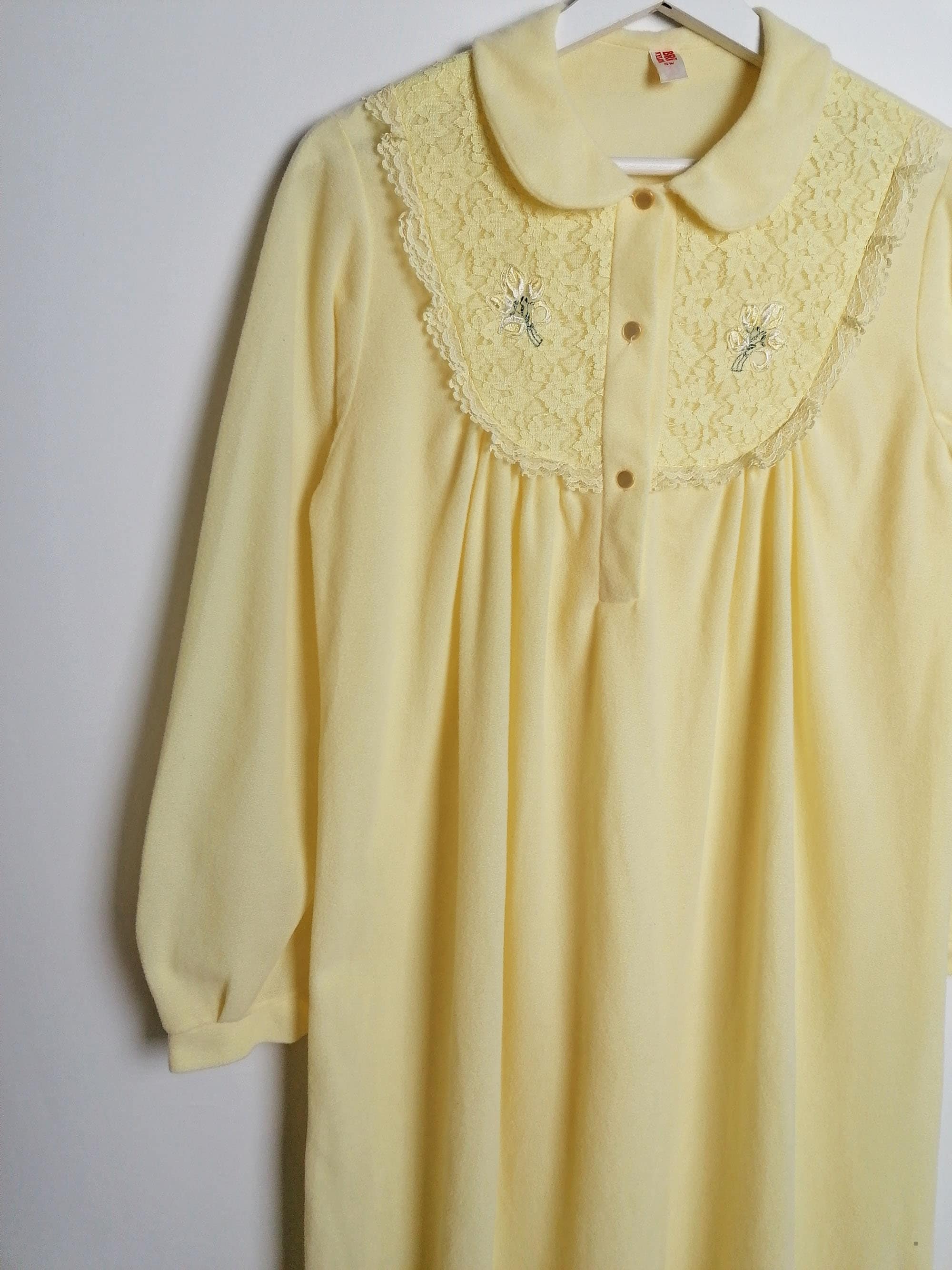 70's Deadstock EMBASSY BRI-NYLON Long Sleeve Winter Nightie ~ Size S-M