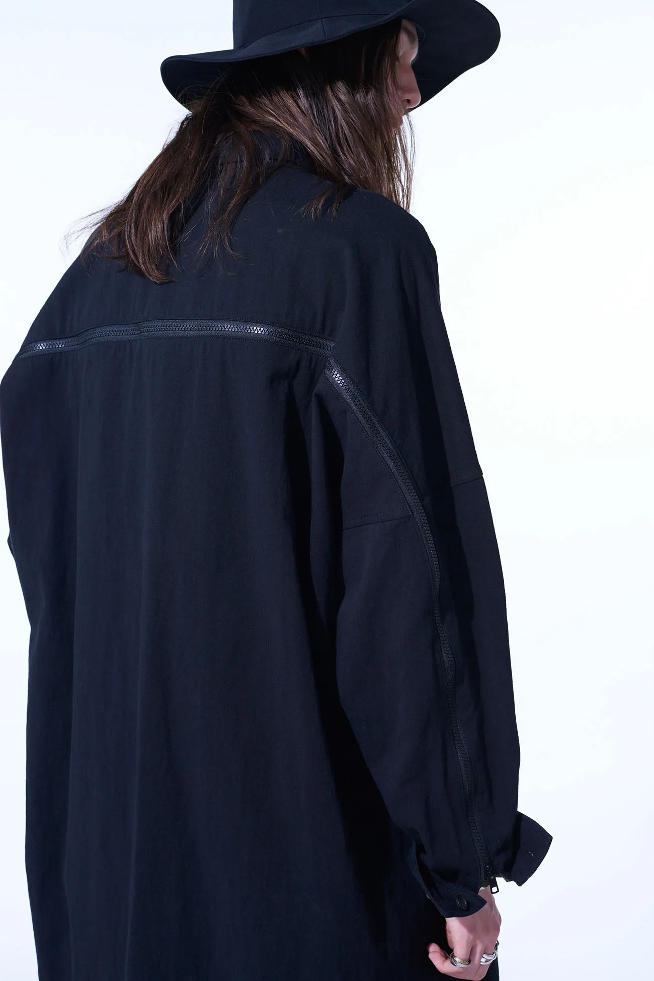 COTTON/HEMP TWILL BACK YOKE ZIP COAT