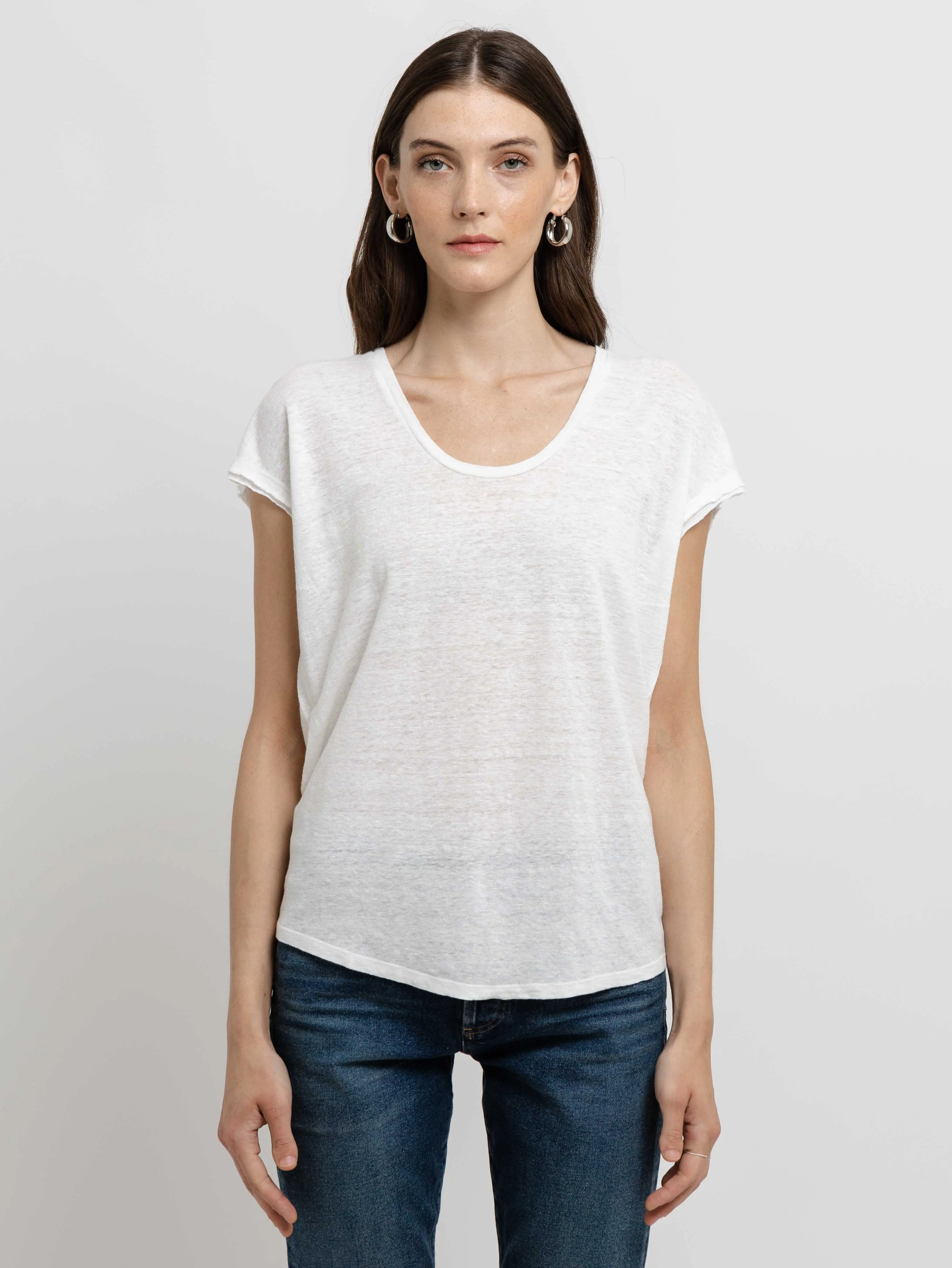 Easy Scoop Tee