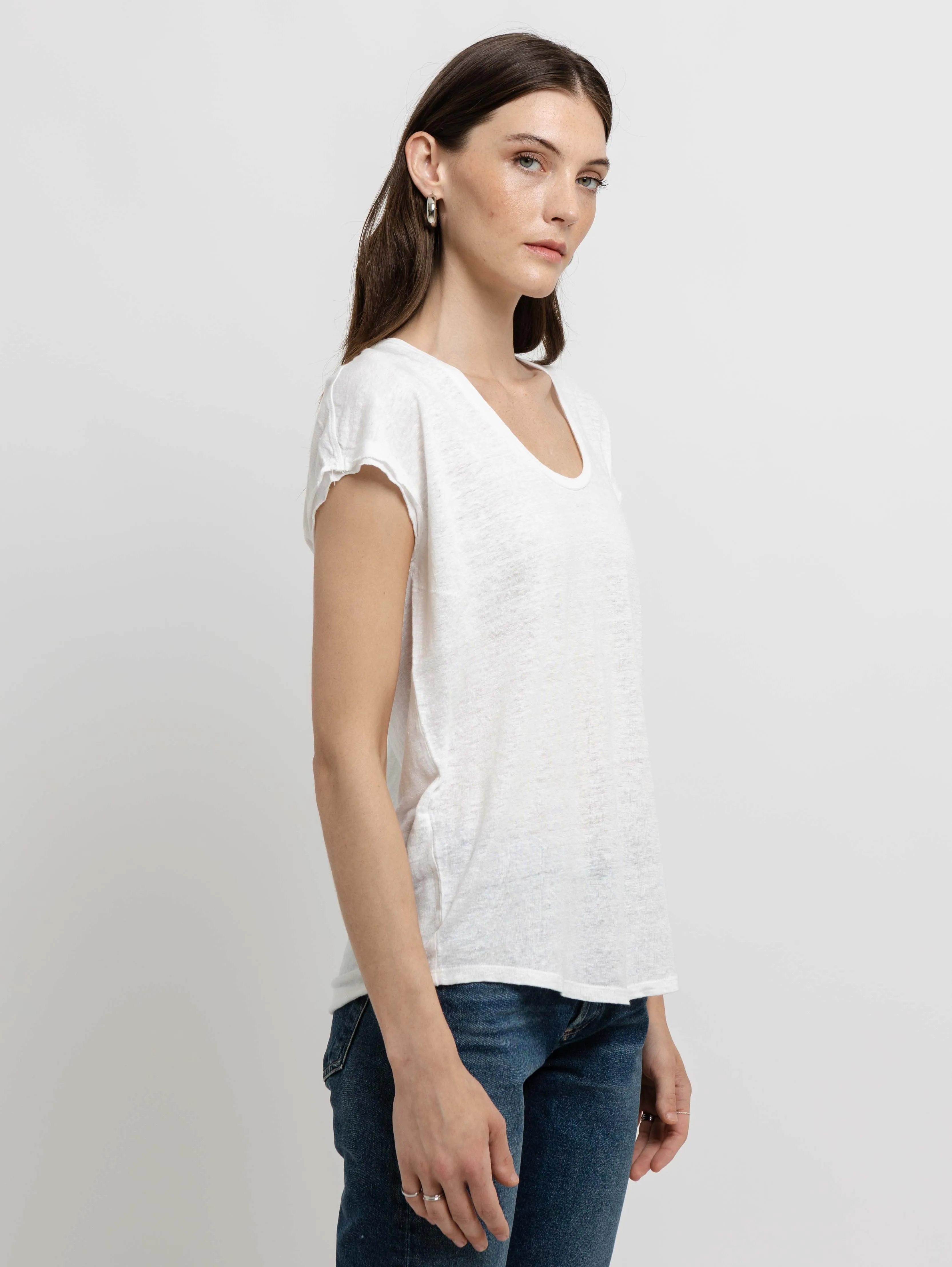 Easy Scoop Tee