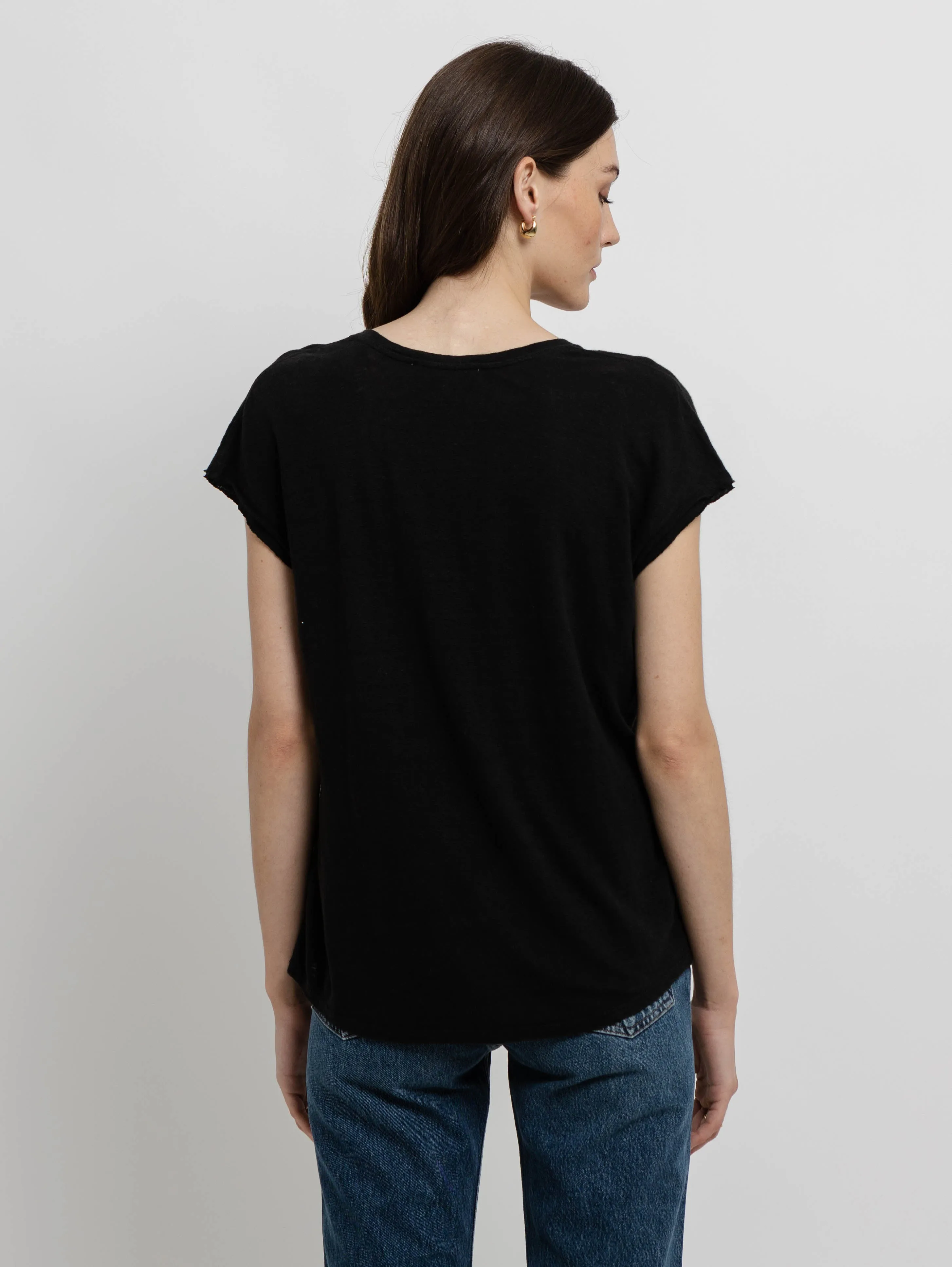 Easy Scoop Tee