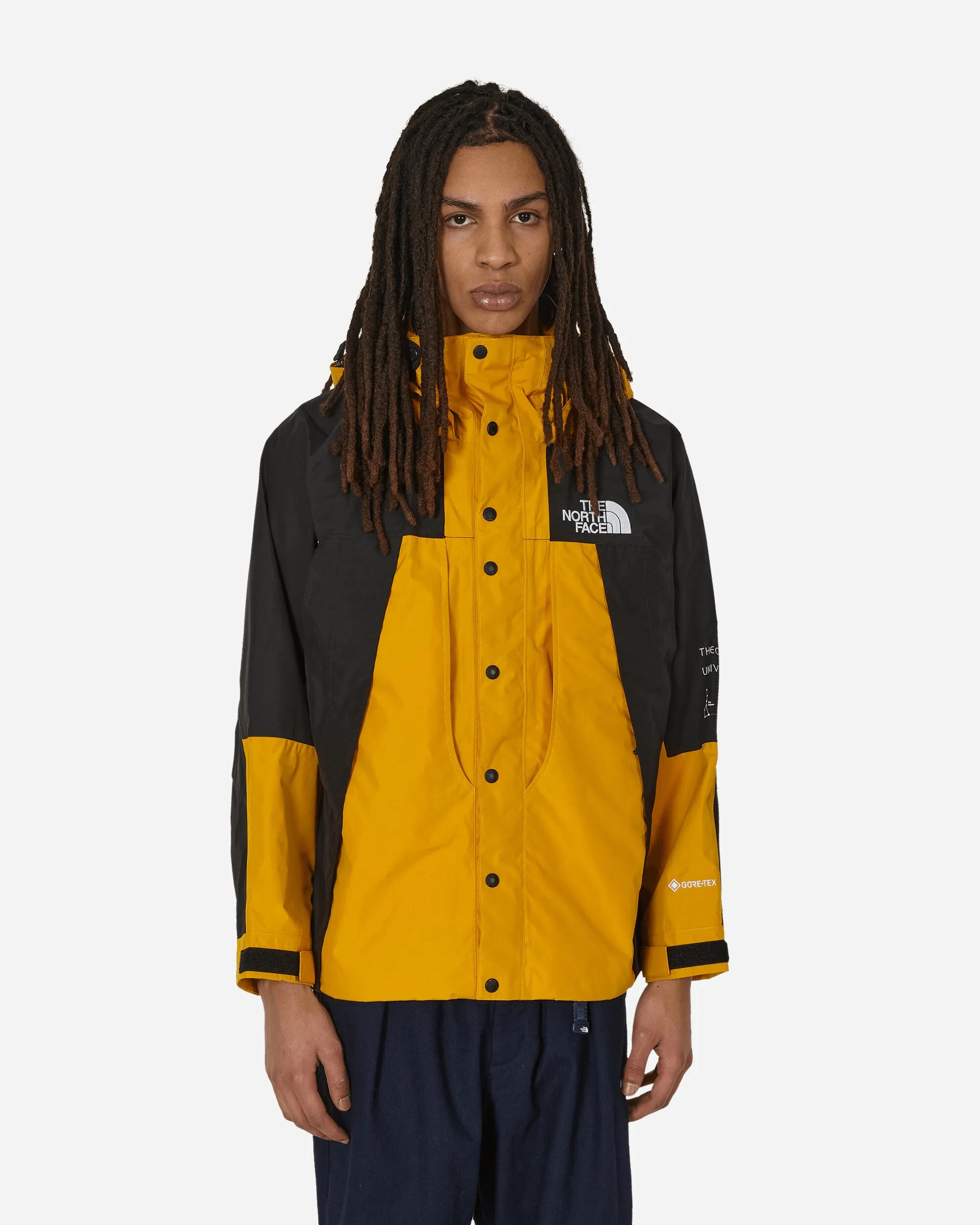 GORE-TEX Multi-Pocket Jacket Black / Simmit Gold