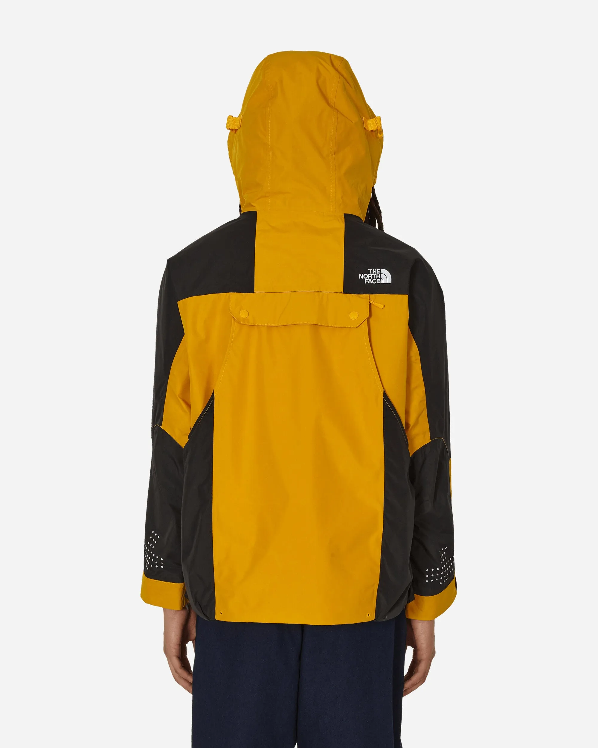 GORE-TEX Multi-Pocket Jacket Black / Simmit Gold