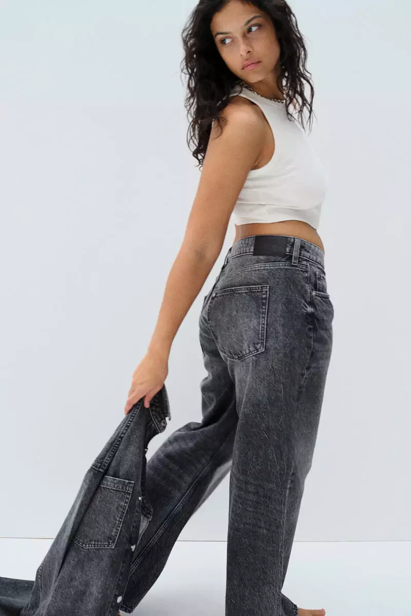 H&M Curvy Fit Baggy Low Jeans