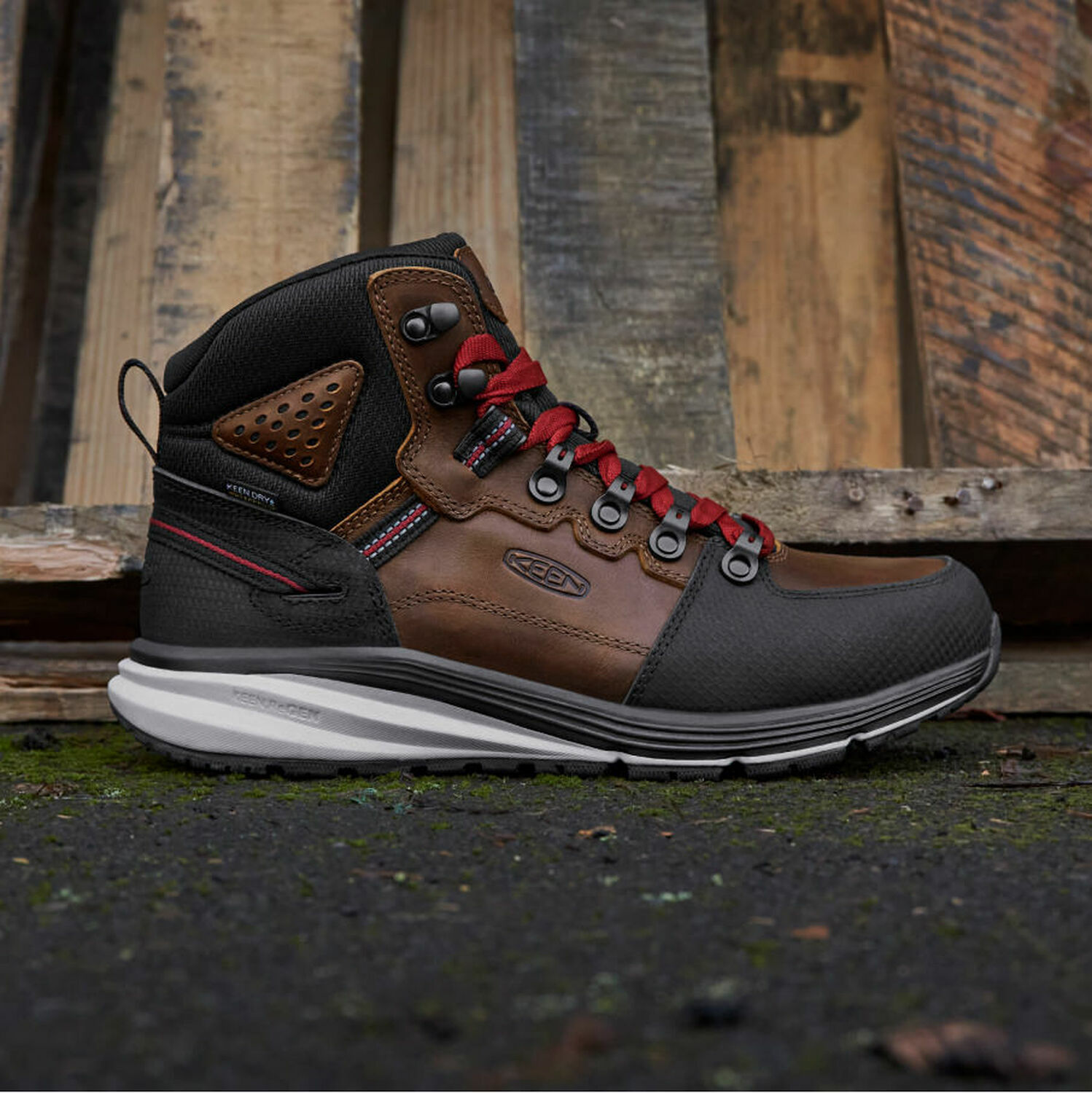 Men's Red Hook Mid Waterproof Soft Toe Boot in Tobacco/Black