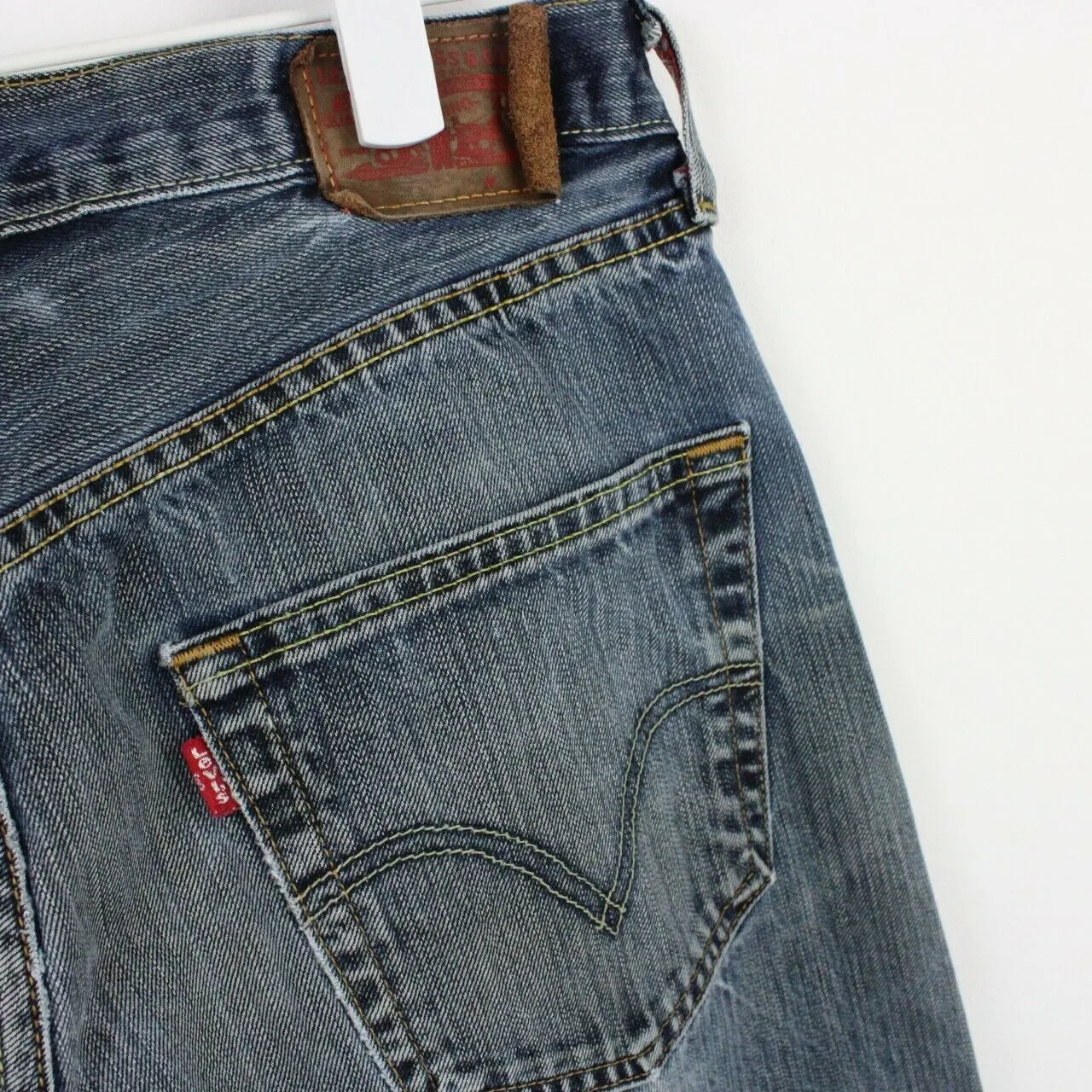 Mens LEVIS 501 Jeans Mid Blue | W33 L32