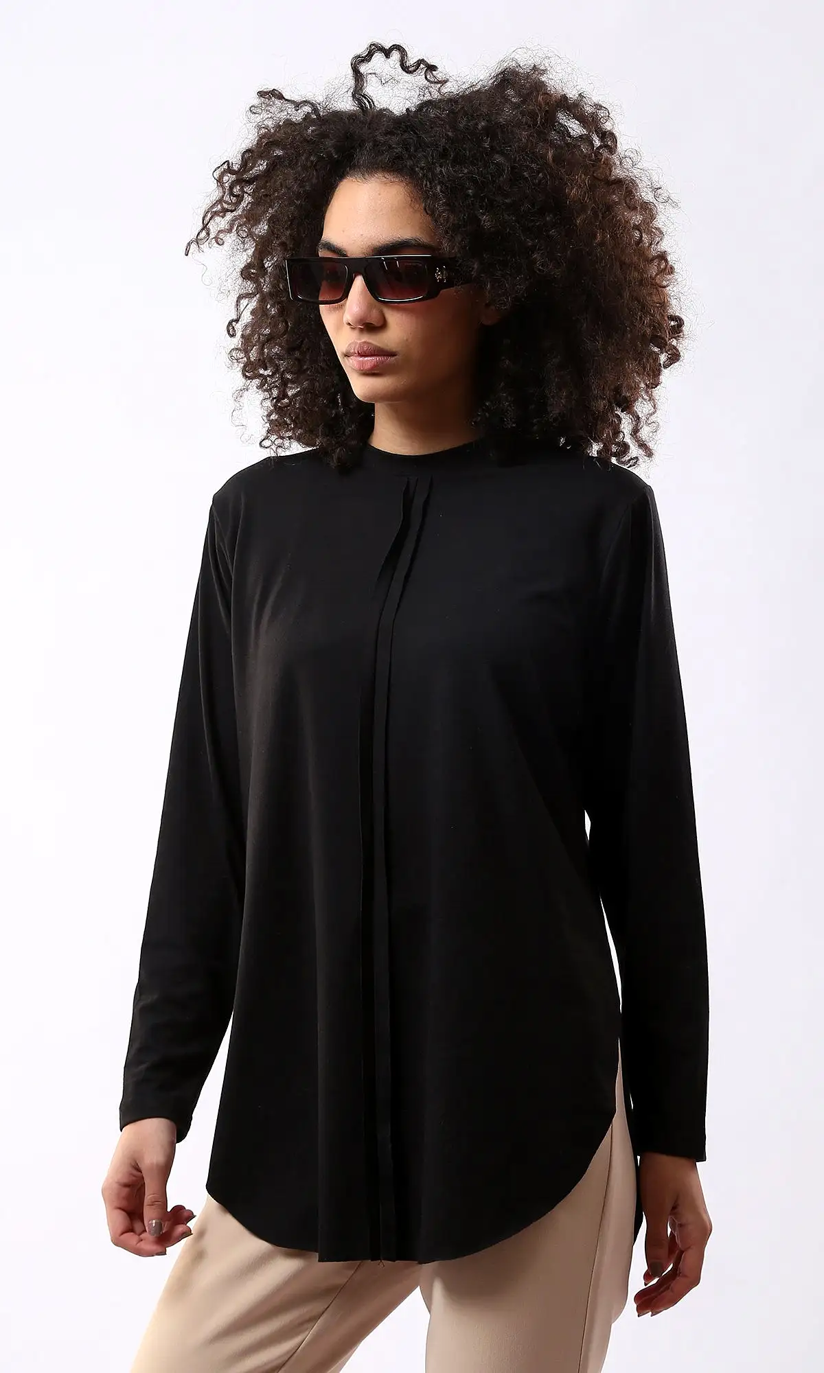 O175817 Solid Long Sleeves Black Long Tee With Slits