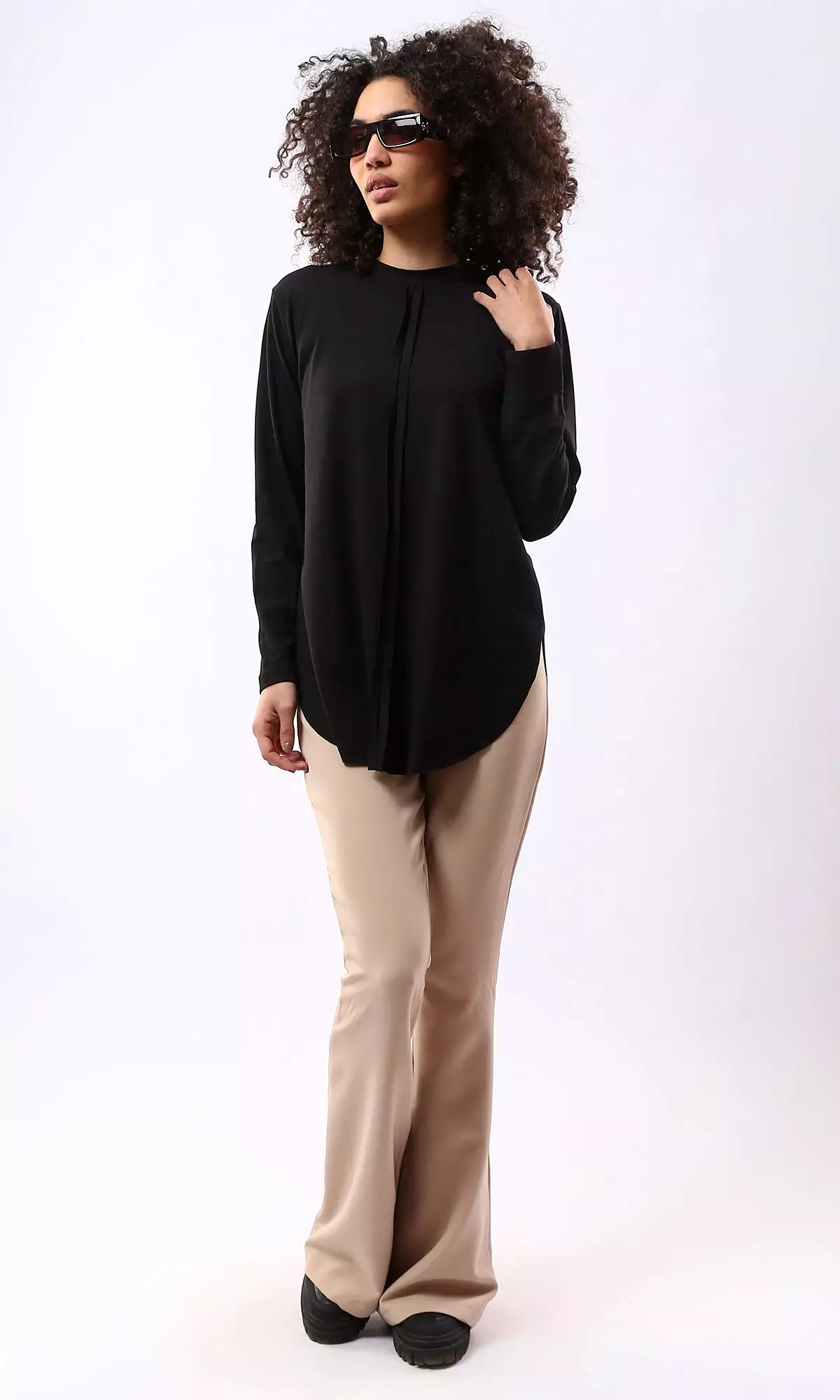 O175817 Solid Long Sleeves Black Long Tee With Slits