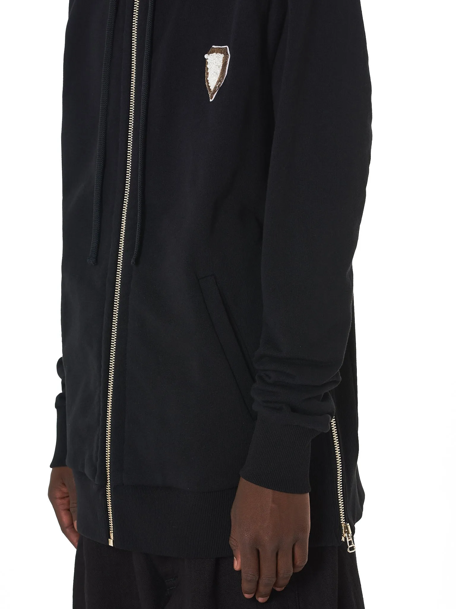 Pearl Crest Hooded Logo Sweater (NMS18204-BLACK)