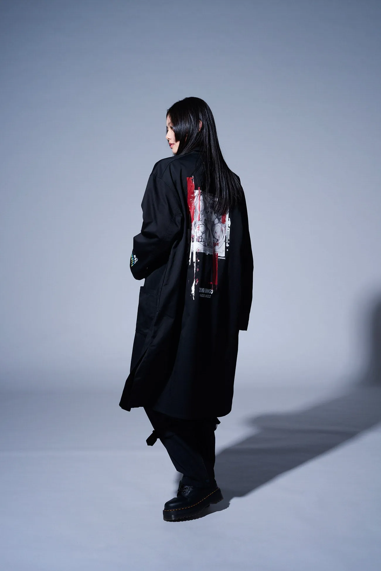 S'YTExKAZUO UMEZZ T/C TWILL ENGINEER COAT PRINTED WITH ARTWORK FEATURING ZOKU-SHINGO-REMINISCENCE-