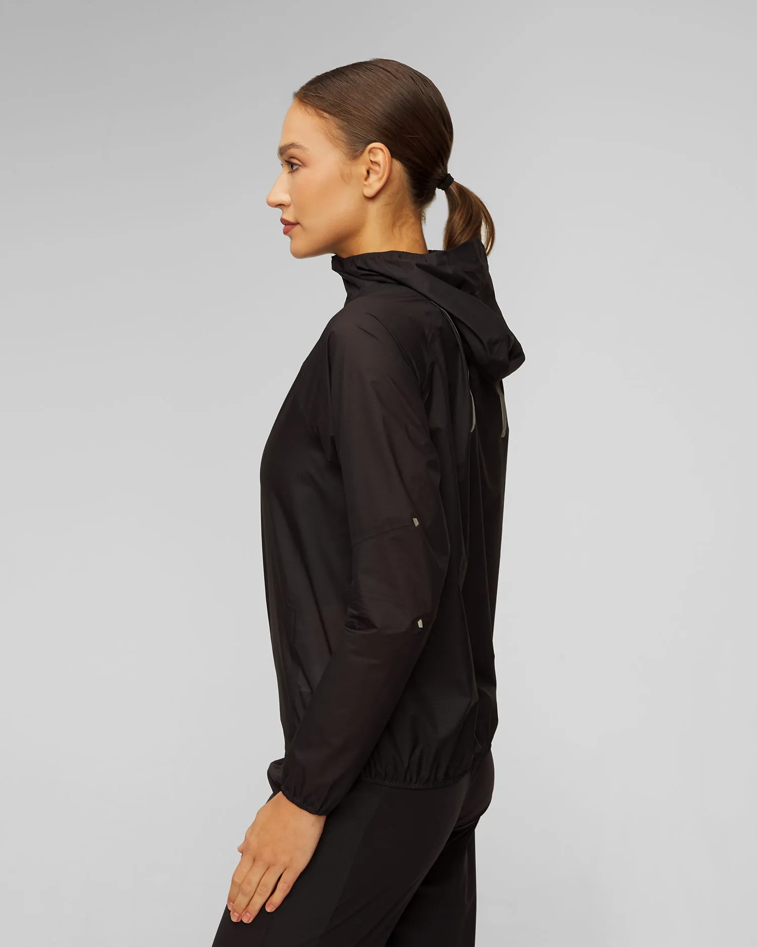 Women's rain On Running Ultra Jacket 1WE12000553-black